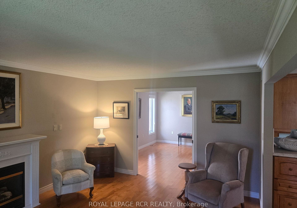 5-driftwood-drive-guelph-ontario-x12300760