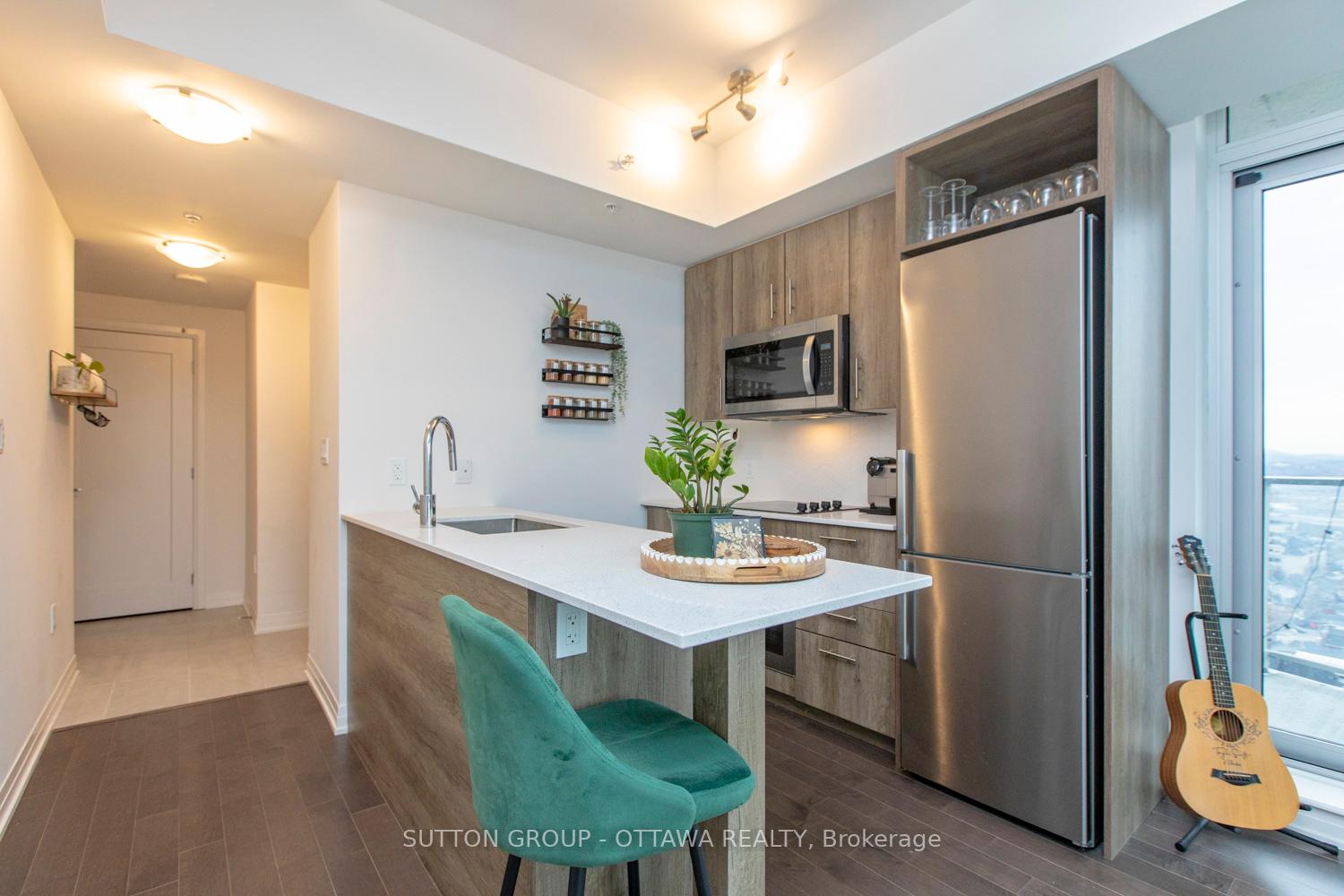 805-carling-avenue-ottawa-ontario-x12300830