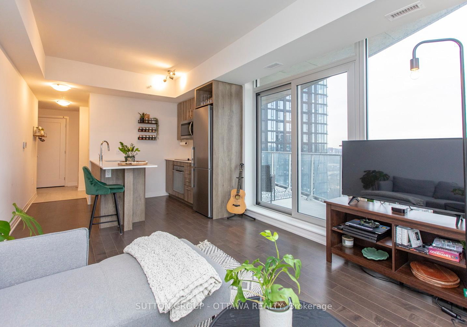805-carling-avenue-ottawa-ontario-x12300830