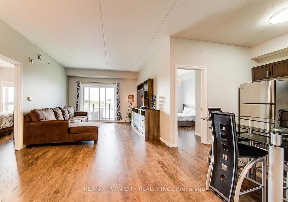 35-kingsbury-square-guelph-ontario-x12300943