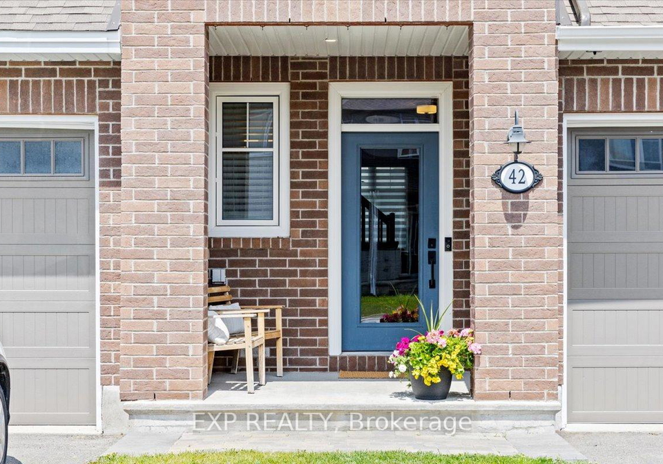 42-jardiniere-street-ottawa-ontario-x12300946
