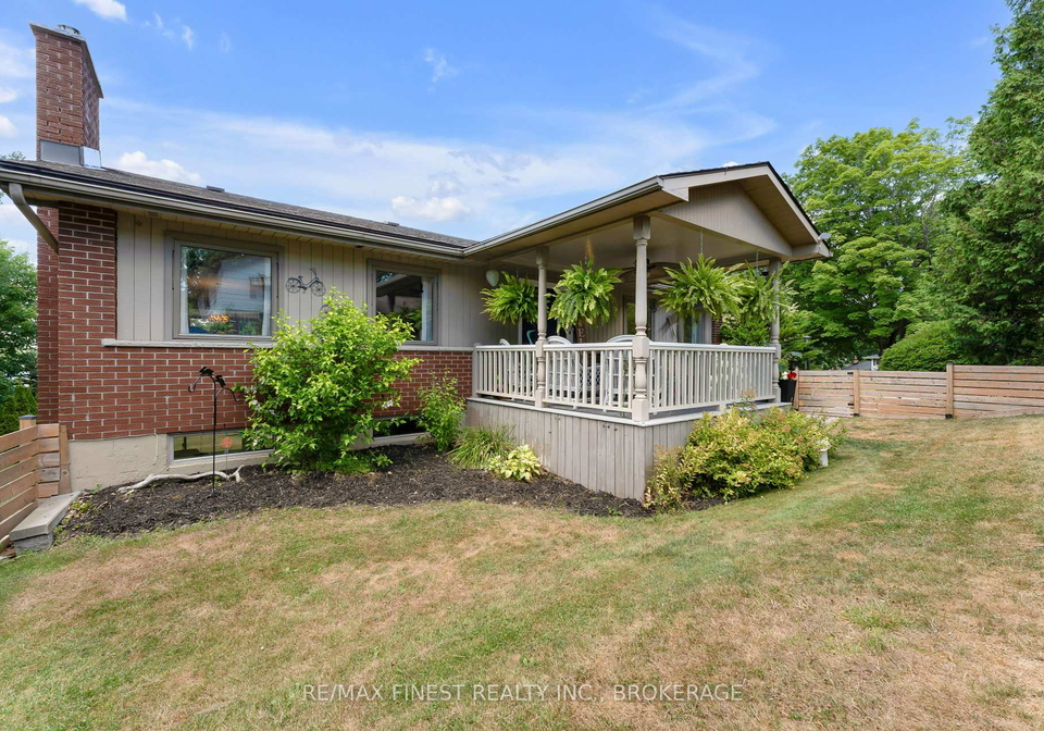 26-brooklands-park-avenue-loyalist-ontario-x12300981
