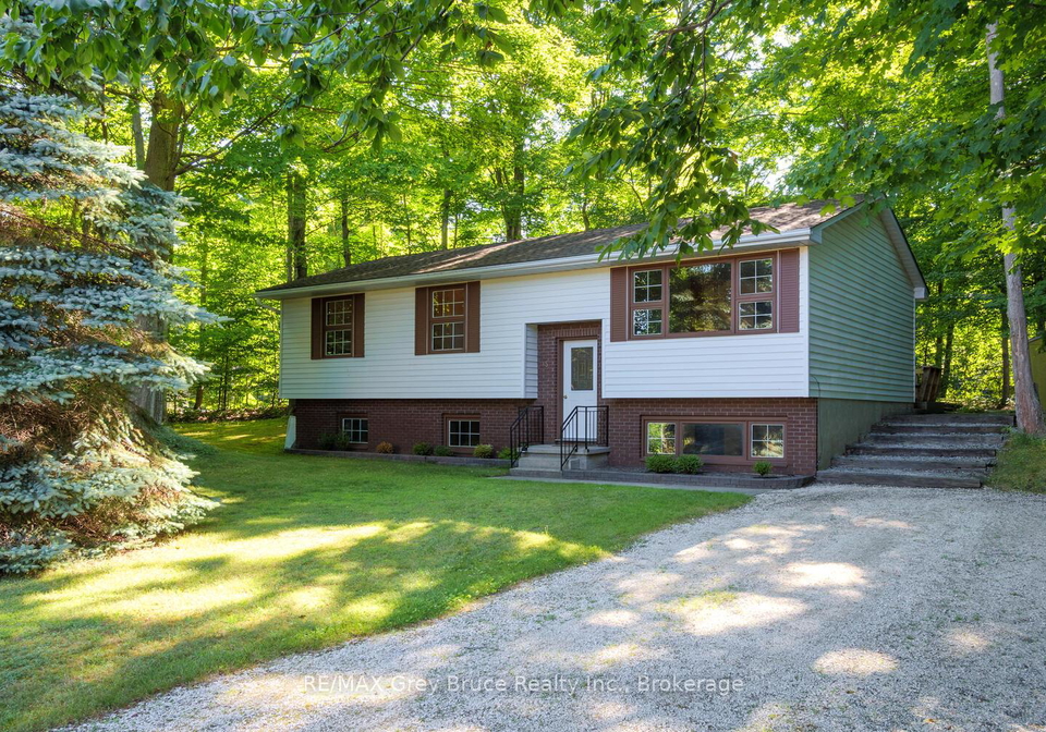 5-carson-lake-crescent-south-bruce-peninsula-ontario-x12301055