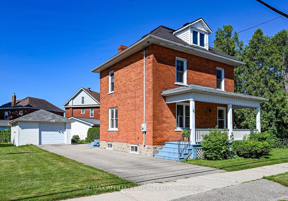 70-mcgill-street-n-n-smiths-falls-ontario-x12301106