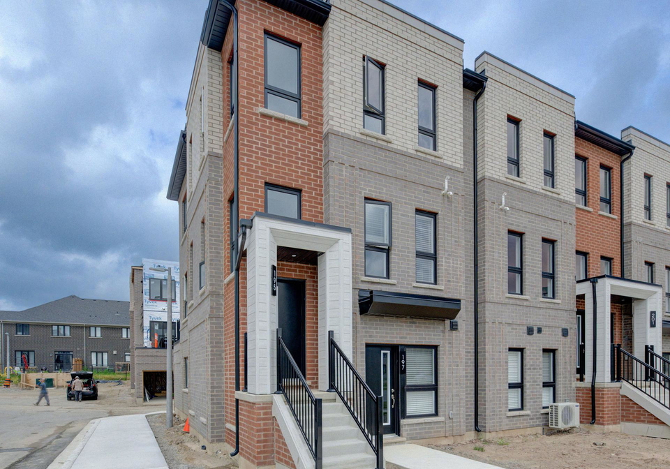 251-burke-street-hamilton-ontario-x12301319