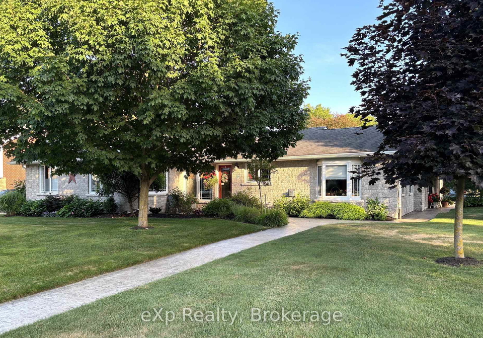 9-johnstone-boulevard-brockton-ontario-x12301618