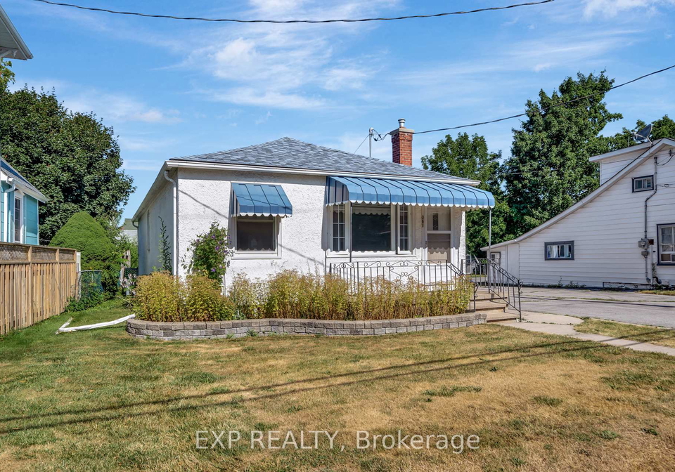 361-main-street-prince-edward-county-ontario-x12301634