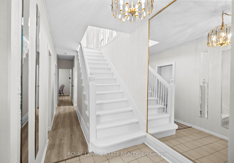 35-gertrude-street-hamilton-ontario-x12301802