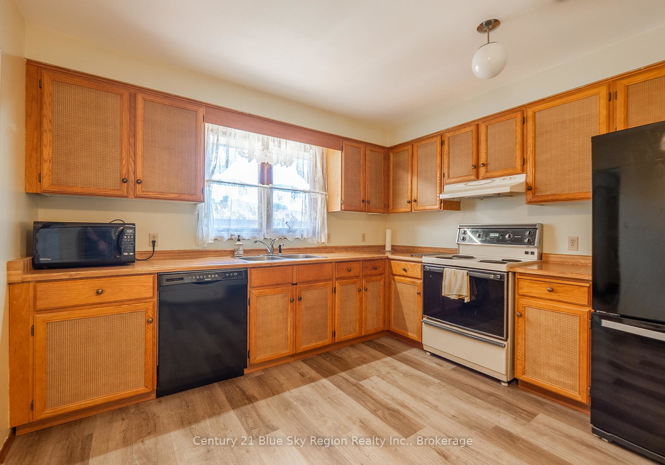 72-eglee-avenue-north-bay-ontario-x12301865