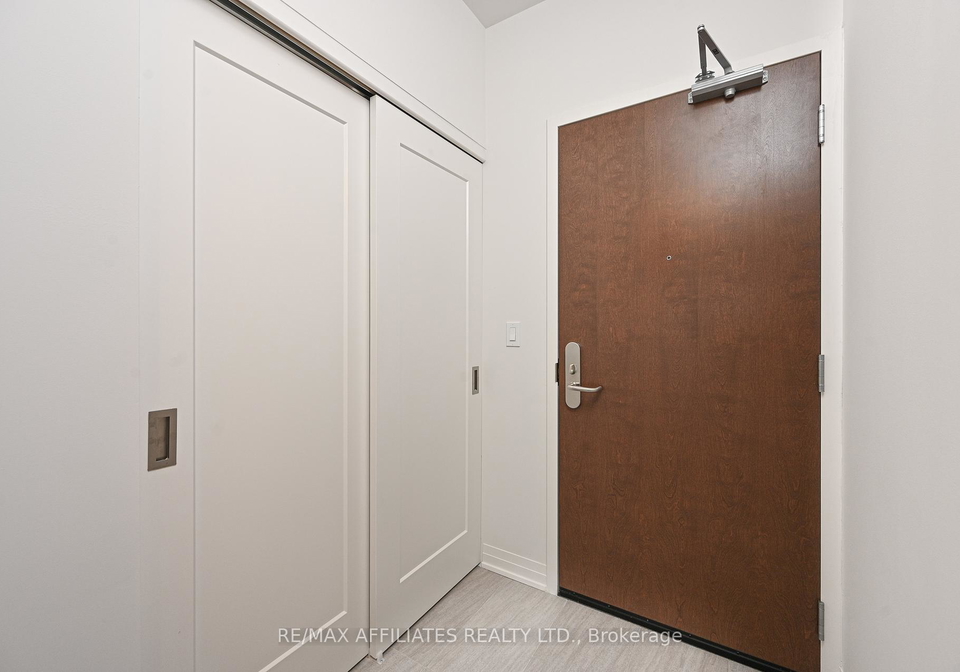 805-carling-avenue-ottawa-ontario-x12302123