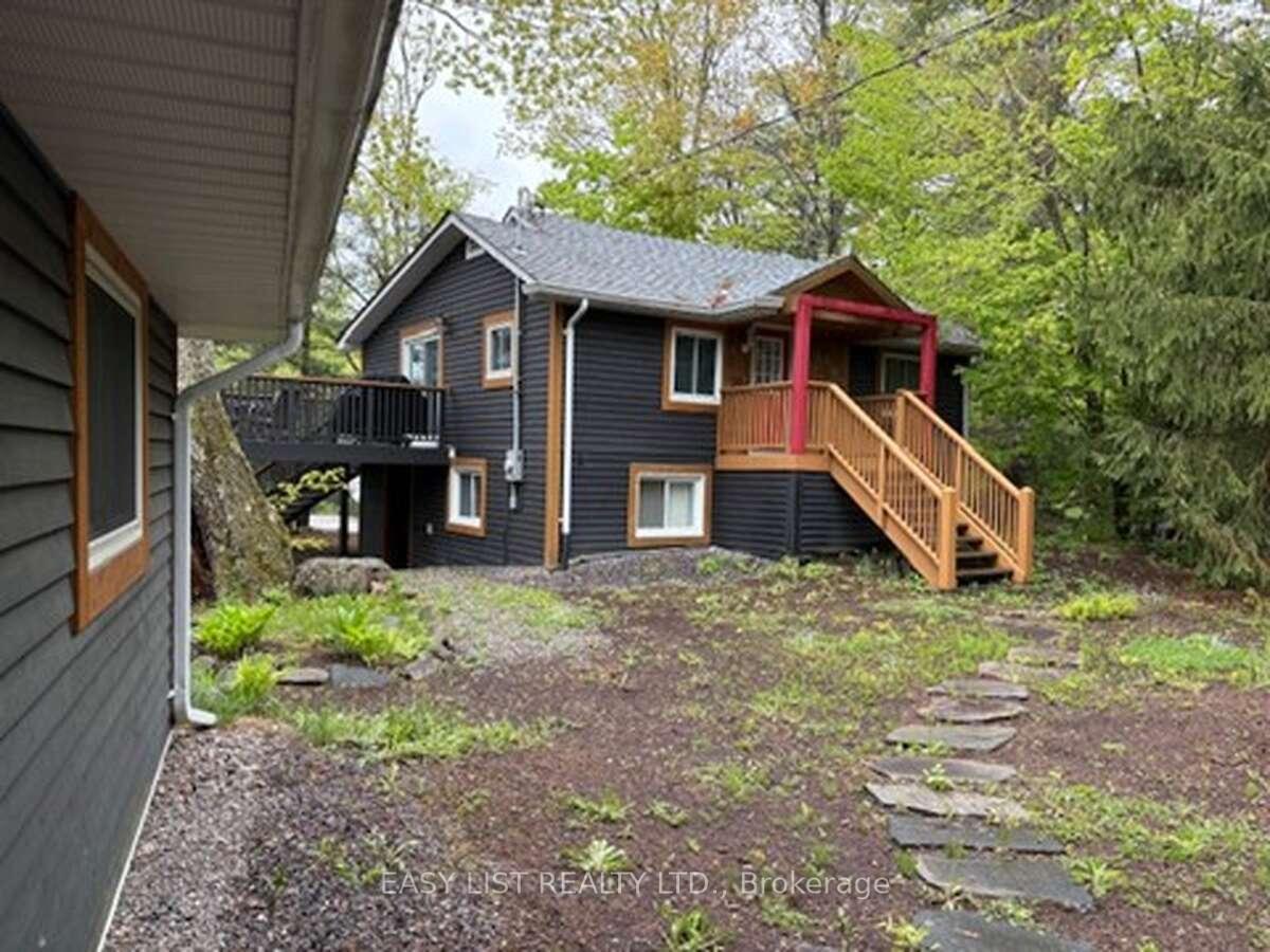 1049-hamills-point-road-muskoka-lakes-ontario-x12302278