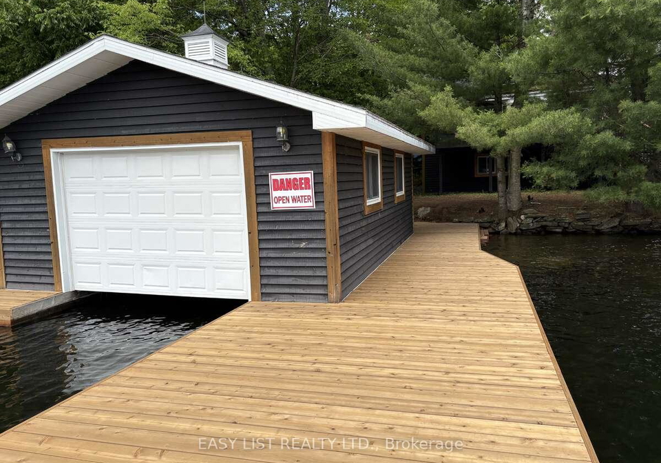 1049-hamills-point-road-muskoka-lakes-ontario-x12302278