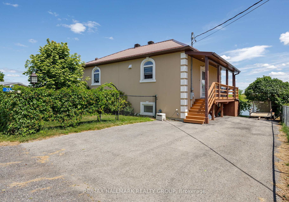 33-tuttle-point-edwardsburghcardinal-ontario-x12302320