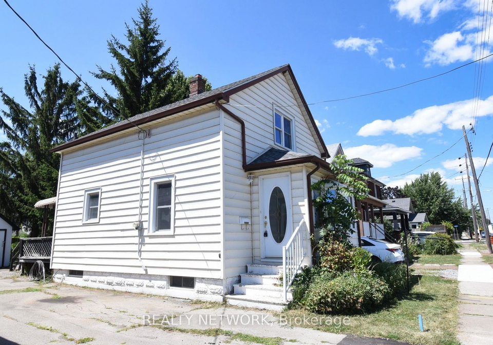 240-davis-street-port-colborne-ontario-x12302339