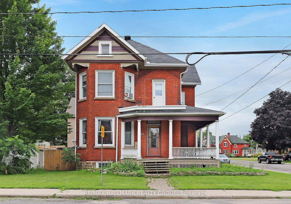 11-glen-avenue-smiths-falls-ontario-x12302448