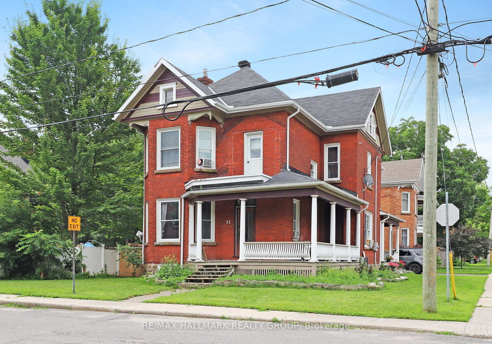 11-glen-avenue-smiths-falls-ontario-x12302448