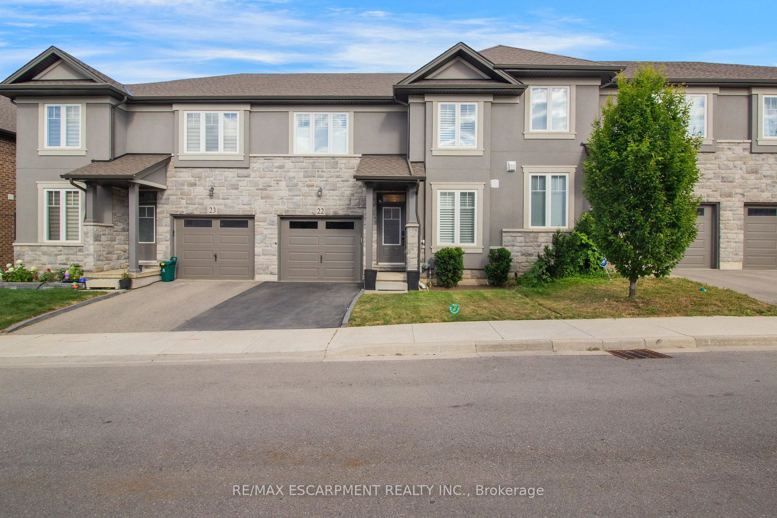 120-vineberg-drive-hamilton-ontario-x12302709