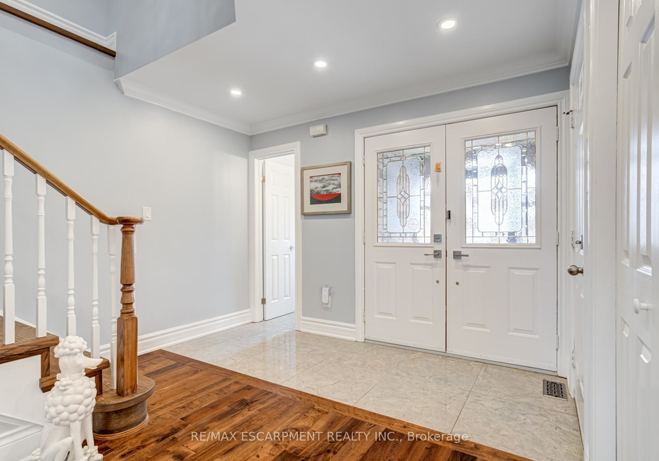 7-magenta-court-hamilton-ontario-x12302796
