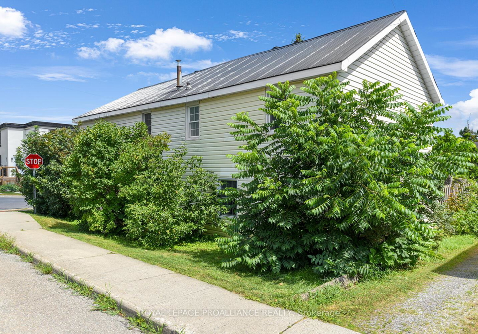 501-dibble-street-w-w-prescott-ontario-x12302810