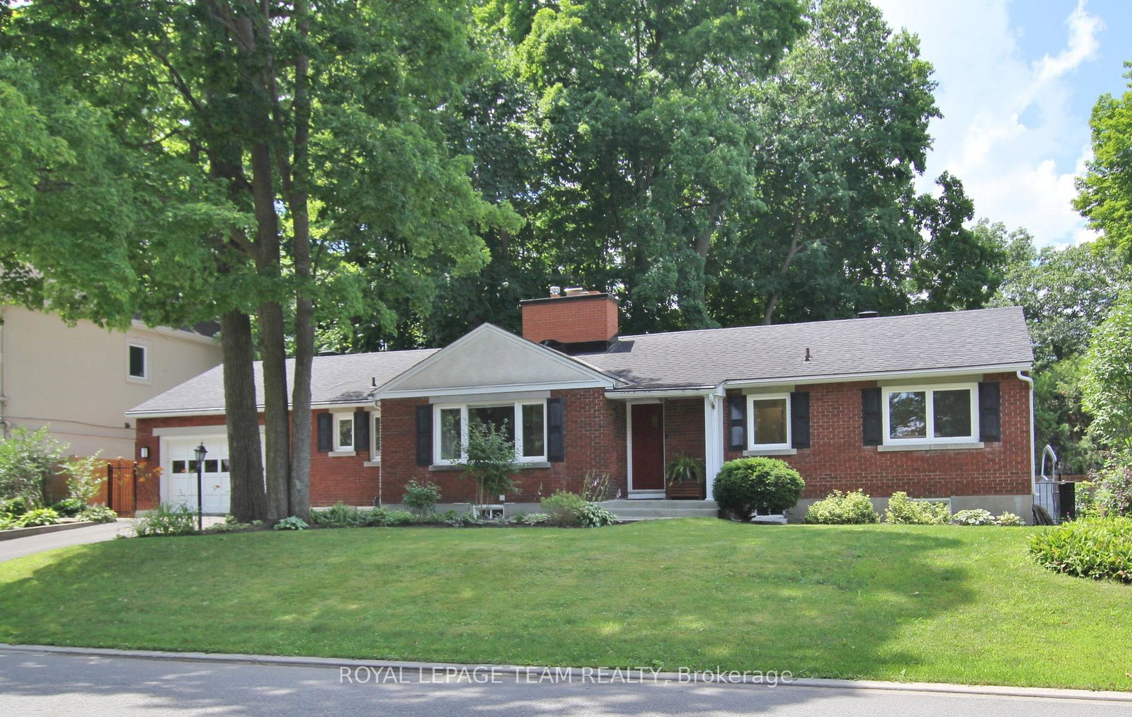 2176-woodcrest-road-ottawa-ontario-x12302820