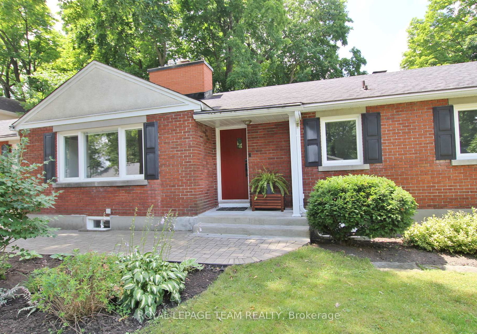 2176-woodcrest-road-ottawa-ontario-x12302820