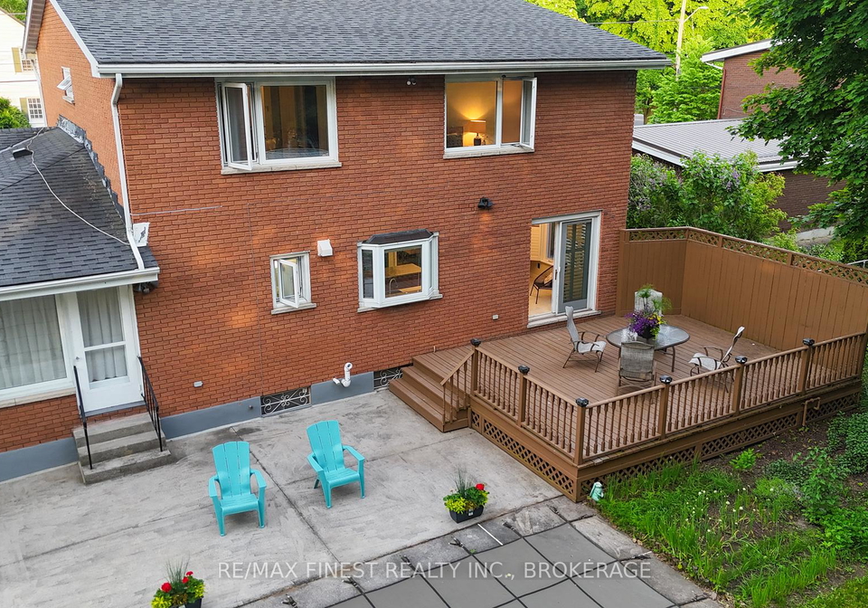 16-pembroke-street-kingston-ontario-x12303105