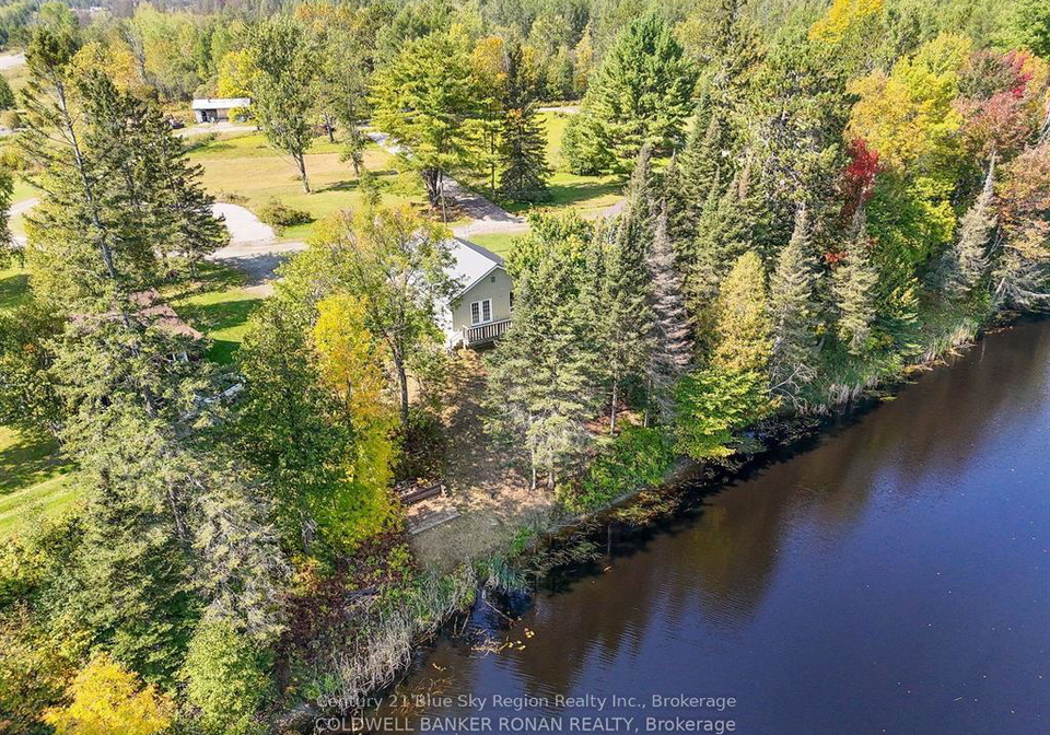 1326767-highway-17w-highway-north-bay-ontario-x12303232
