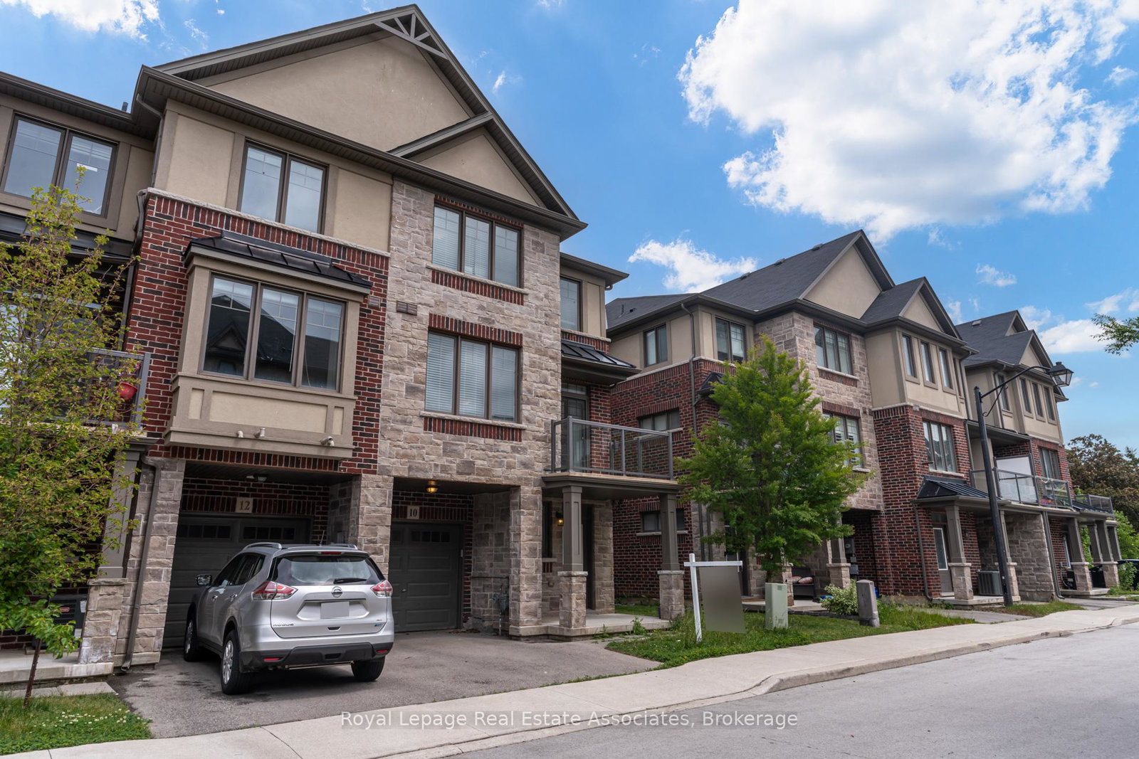 10-workman-lane-hamilton-ontario-x12303283