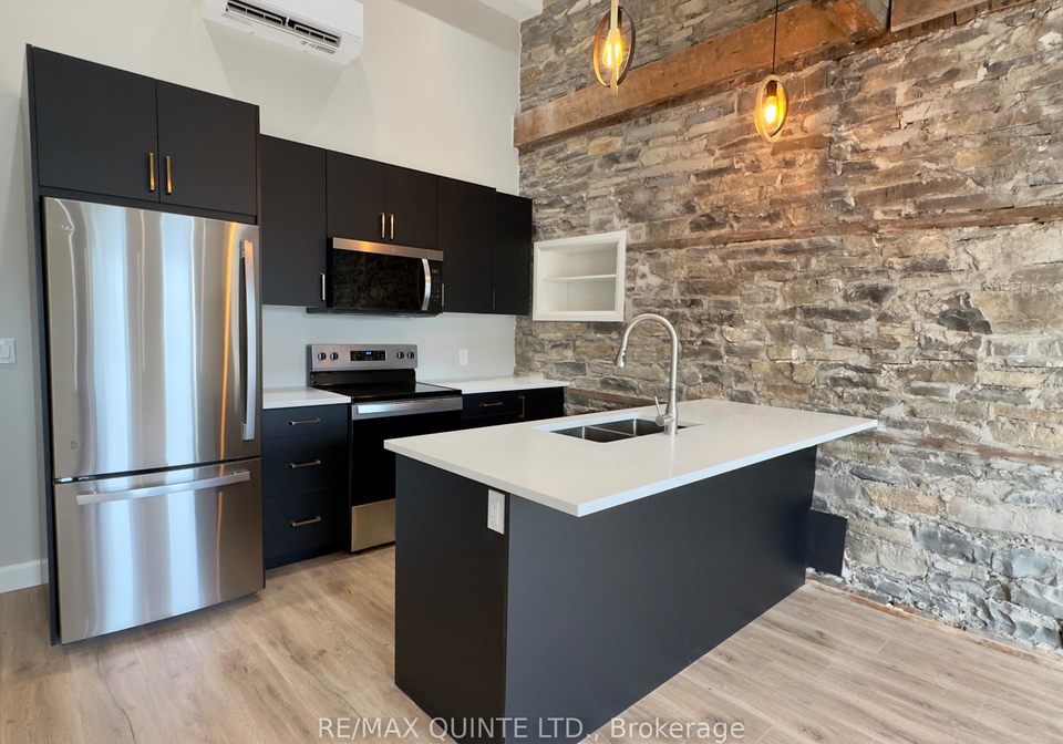330-victoria-street-tweed-ontario-x12303287