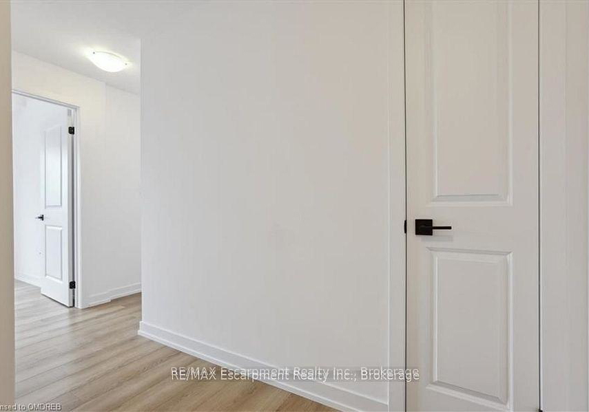 470-dundas-street-e-e-hamilton-ontario-x12303421