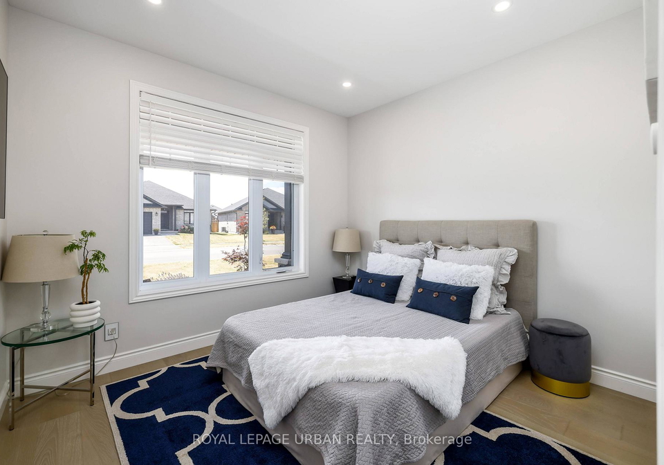 6-raycroft-drive-belleville-ontario-x12303461