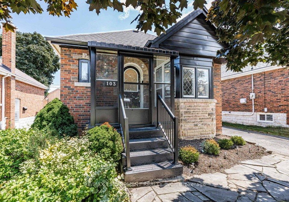 103-cameron-avenue-s-s-hamilton-ontario-x12303559