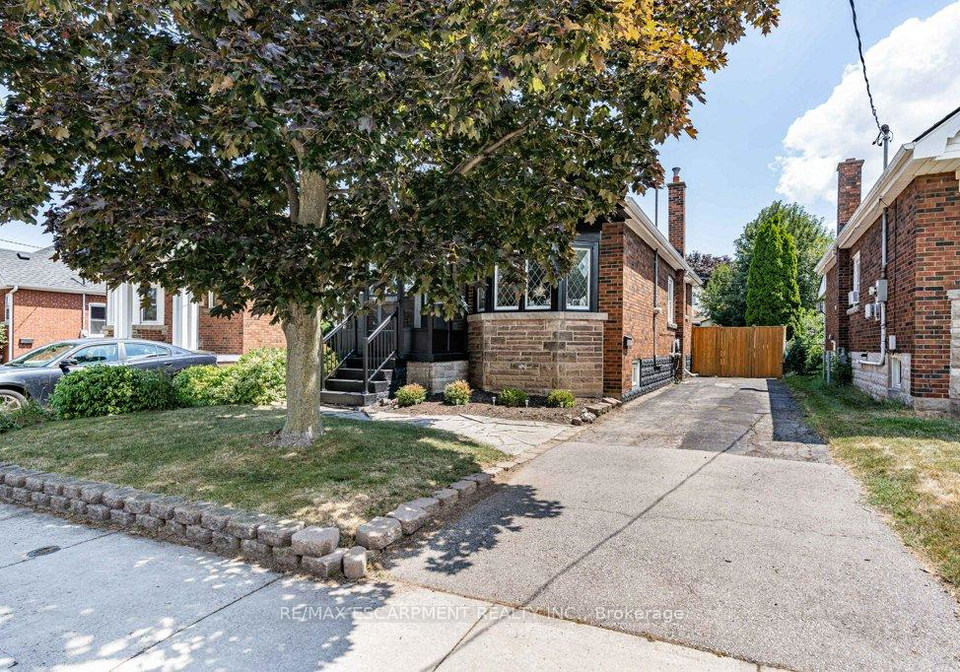 103-cameron-avenue-s-s-hamilton-ontario-x12303559