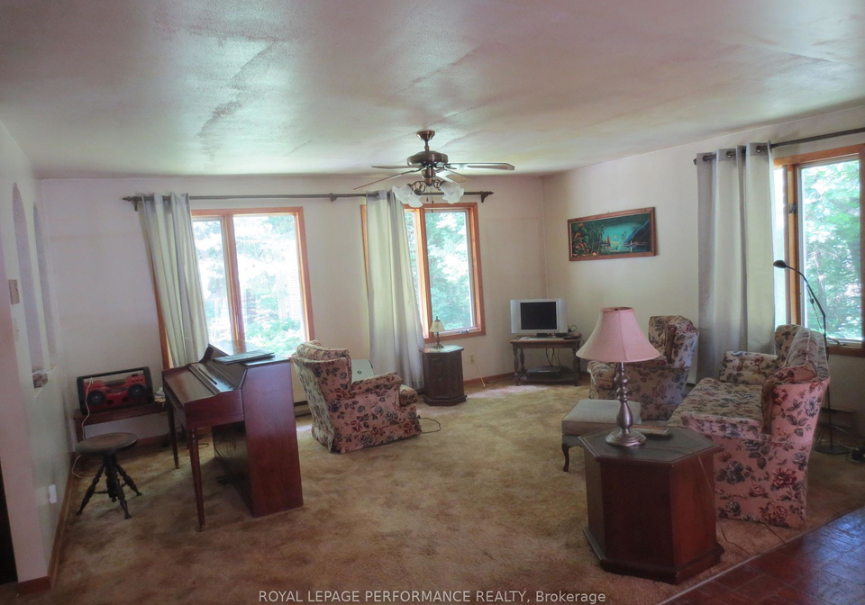 21625-concession-road-10-north-glengarry-ontario-x12303583