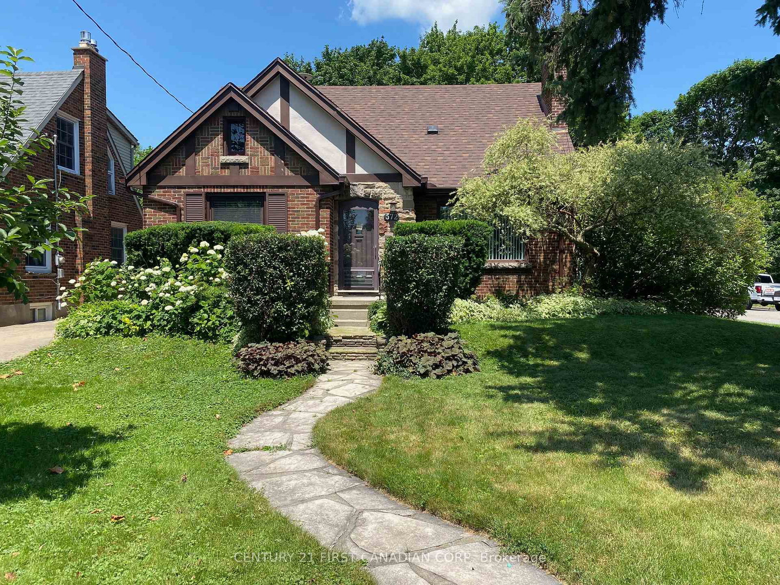 572-upper-cheapside-street-london-east-ontario-x12303634