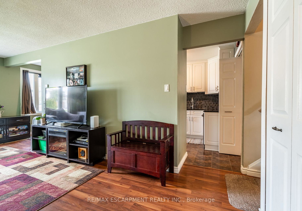 12-brendan-court-hamilton-ontario-x12303649