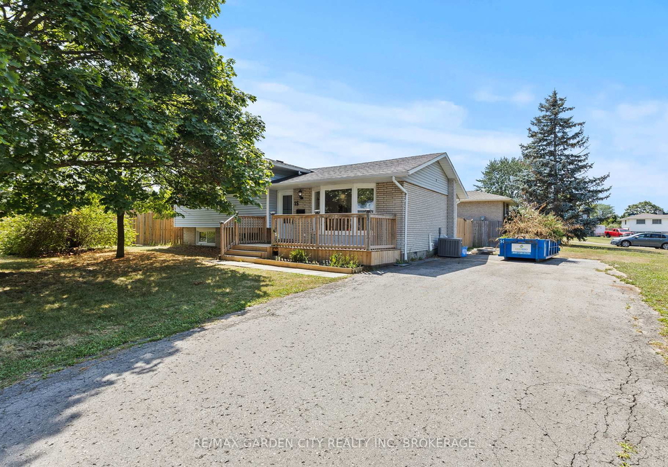 15-ancaster-boulevard-st-catharines-ontario-x12303685