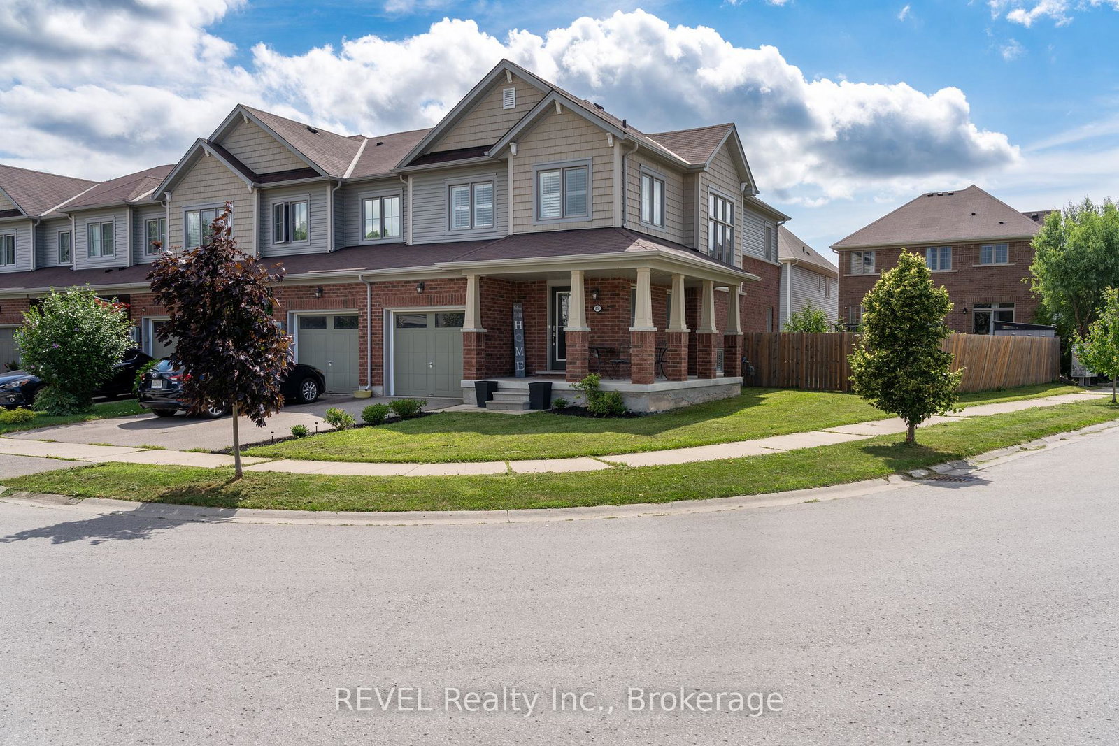 8268-tulip-tree-drive-niagara-falls-ontario-x12303879