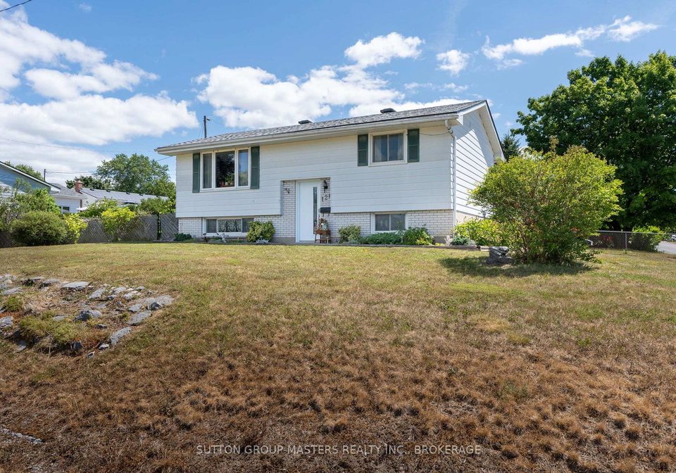 126-chesterfield-drive-loyalist-ontario-x12303958