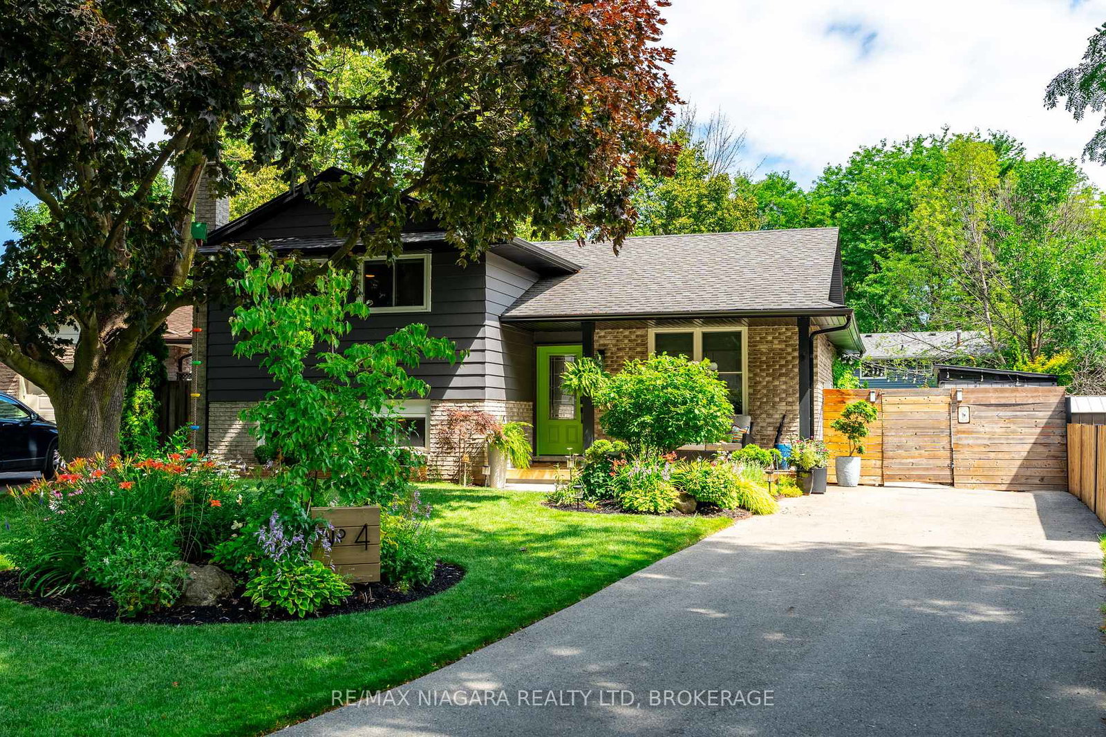 4-rosemount-court-grimsby-ontario-x12304080
