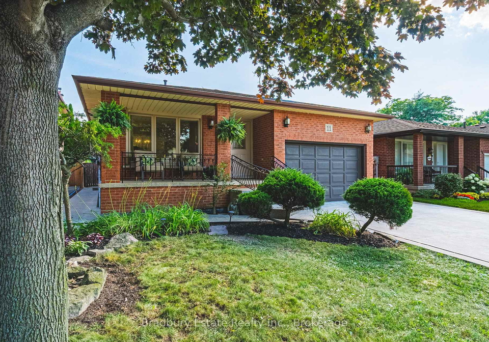 11-dydzak-court-hamilton-ontario-x12304094