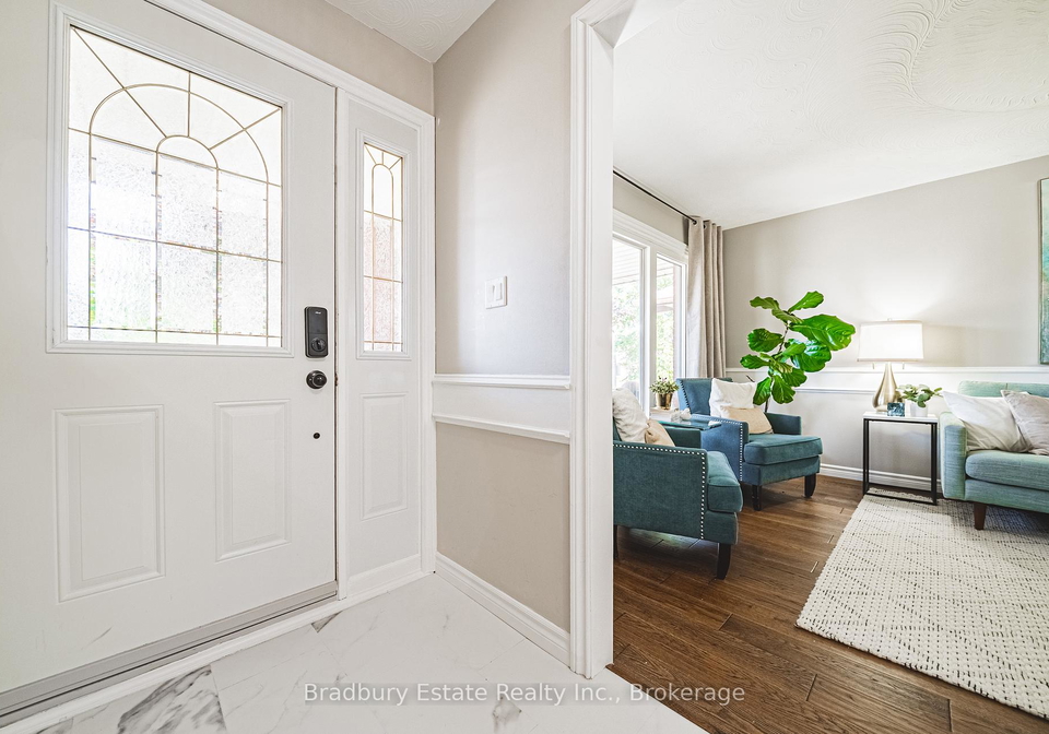 11-dydzak-court-hamilton-ontario-x12304094