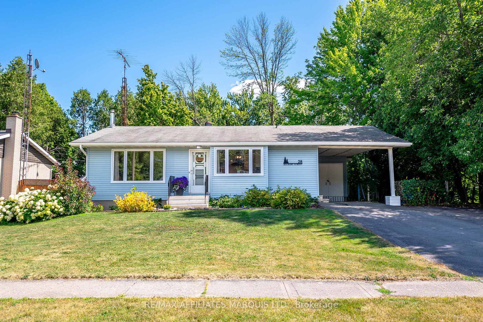 28-hickory-street-south-stormont-ontario-x12304122