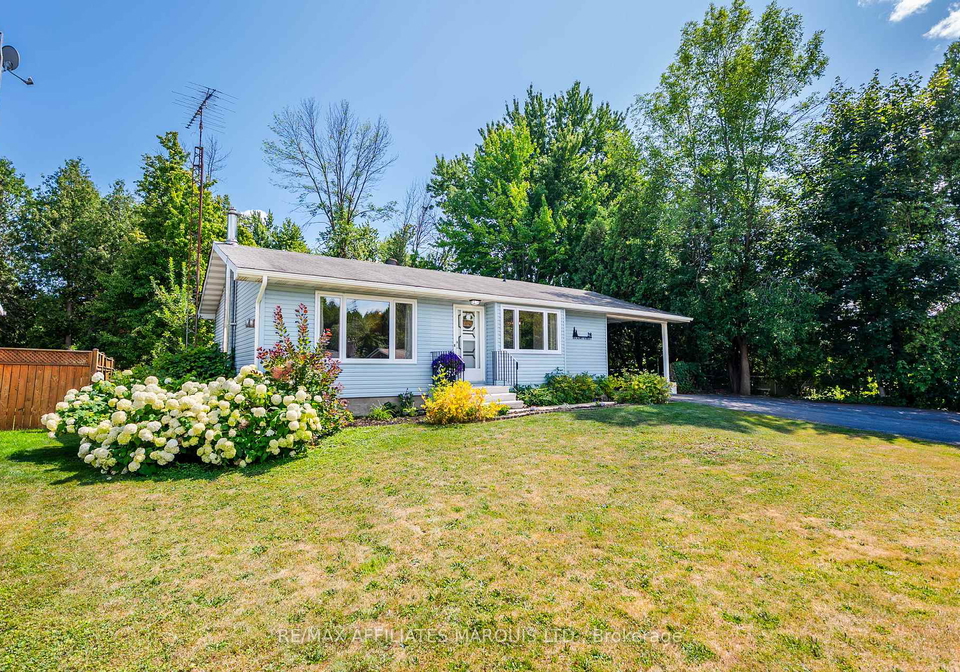 28-hickory-street-south-stormont-ontario-x12304122