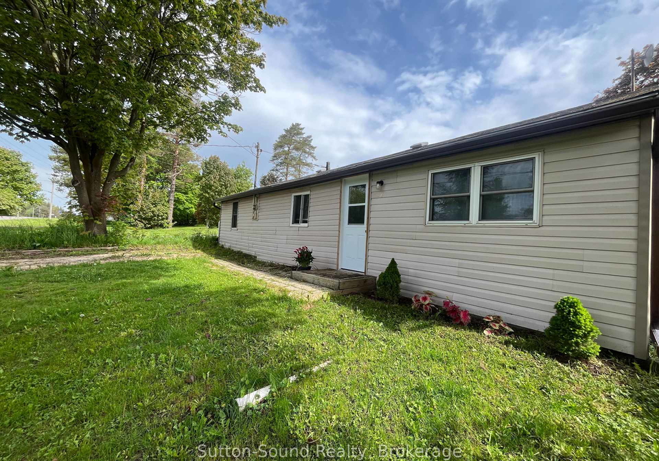 776225-highway-10-highway-chatsworth-ontario-x12304193