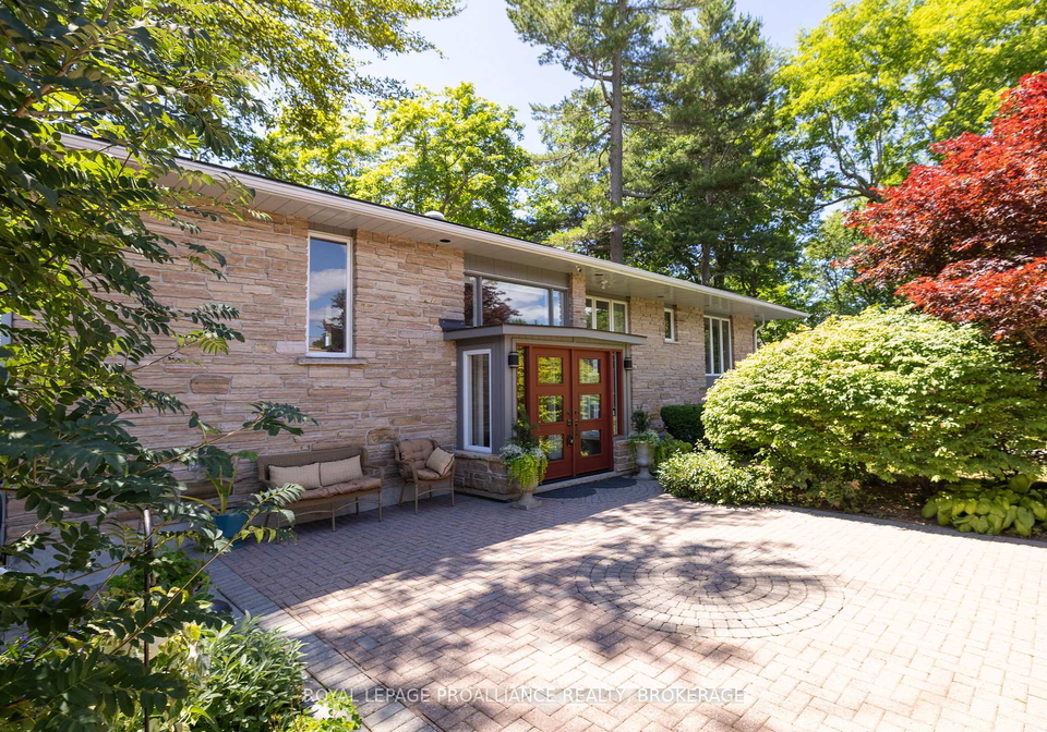 8-lakeshore-boulevard-kingston-ontario-x12304253