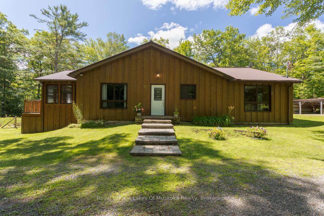 10-muskoka-pines-road-bracebridge-ontario-x12304351