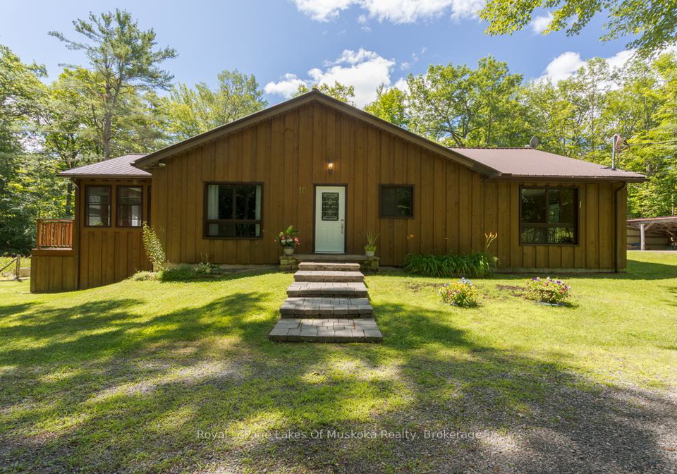 10-muskoka-pines-road-bracebridge-ontario-x12304351