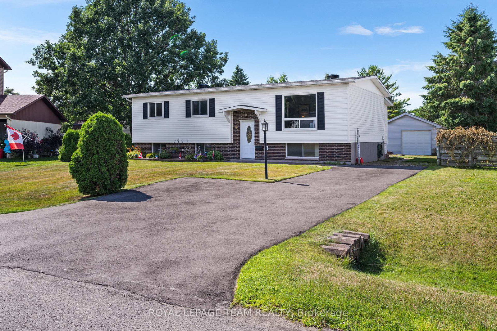 4-dowdall-crescent-ottawa-ontario-x12304391