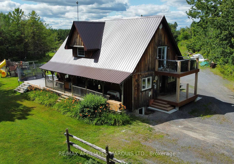 15763-county-road-43-north-stormont-ontario-x12304393